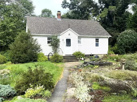 230 Lisbon Rd, Canterbury, CT 06331