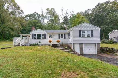 413 Pond Rd, Franklin, CT 06254