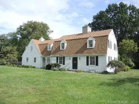 516 Bloomfield Ave, Bloomfield, CT 06002