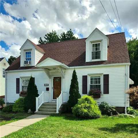 132 Green Rd, Manchester, CT 06042