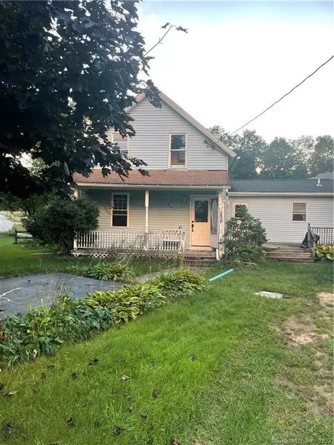 4 Texas Heights Rd, Plainfield, CT 06374
