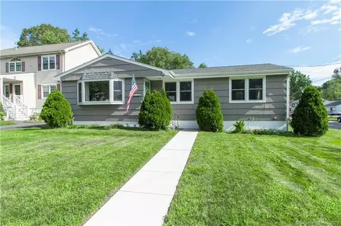 199 Colonial Blvd, West Haven, CT 06516