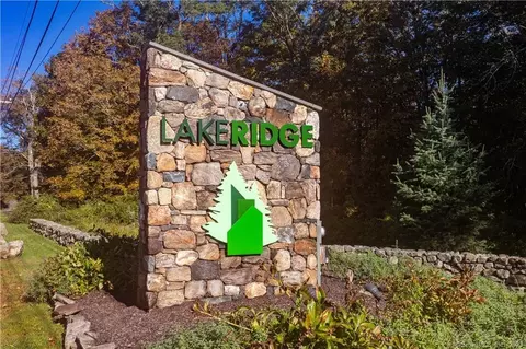 62 Woodside Cir #62, Torrington, CT 06790
