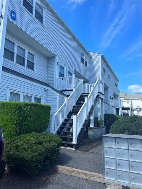 29 Van Buren Ave #H4, Norwalk, CT 06850