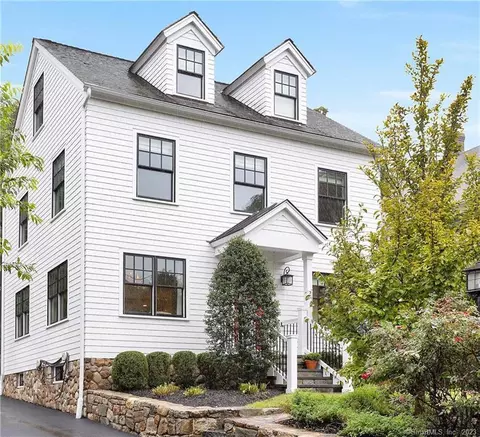 18 Park Pl, Darien, CT 06820