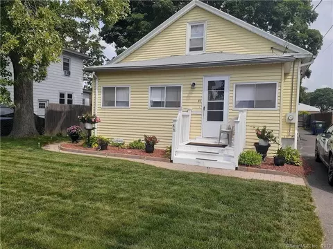 86 Mckee St, East Hartford, CT 06108
