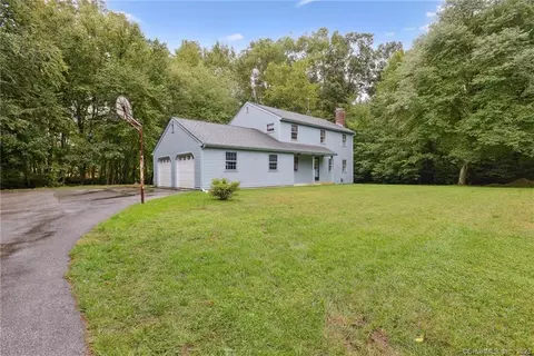1718 Center Groton Rd, Ledyard, CT 06339