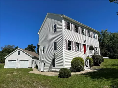 307 Lebanon Ave, Colchester, CT 06415