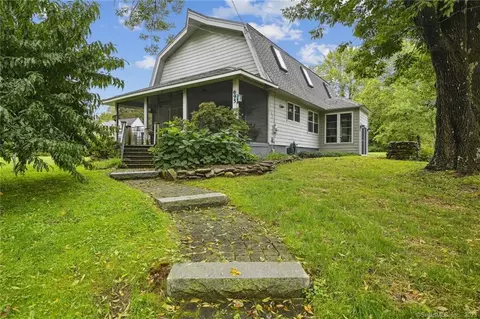695 South St, Coventry, CT 06238