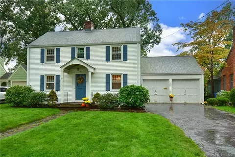 98 Princeton St, Manchester, CT 06042