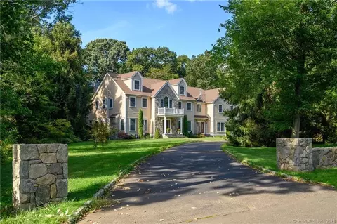 142 White Birch Rd, New Canaan, CT 06840