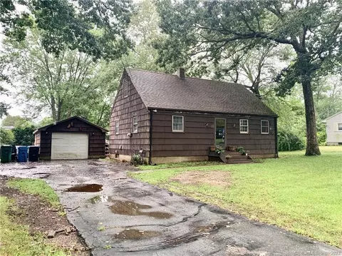 64 Fern Dr, Colchester, CT 06415