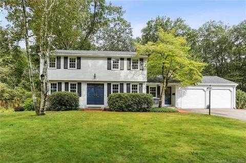 23 Whispering Rod Rd, Unionville, CT 06085