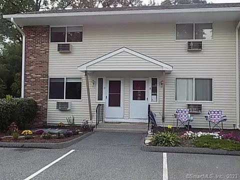 19 Harry Brook Vlg #19, New Milford, CT 06776
