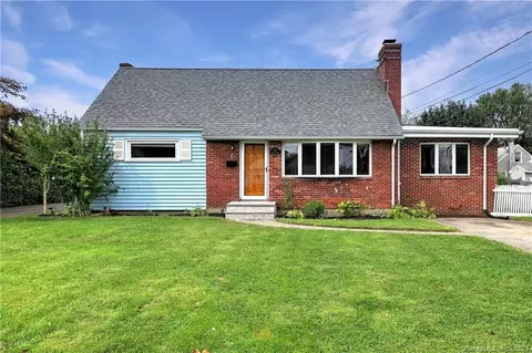 143 Vermont Ave, Stratford, CT 06615