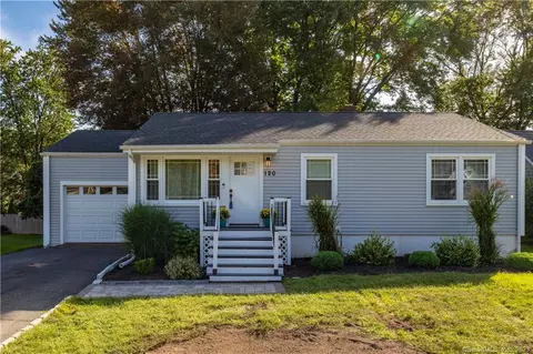 120 Sunnyside Ct, Milford, CT 06460