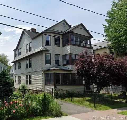 39 Arnold St, Hartford, CT 06106