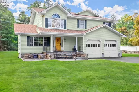 1520 Hope St, Stamford, CT 06907