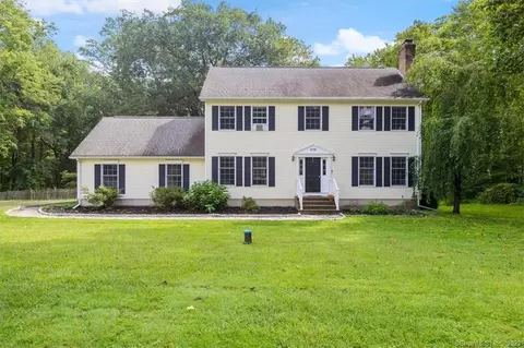 236 Plains Rd, Haddam, CT 06438