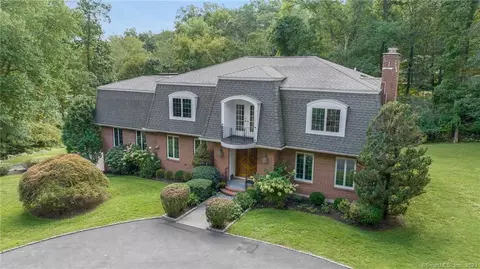 132 Hunting Ridge Rd, Stamford, CT 06903