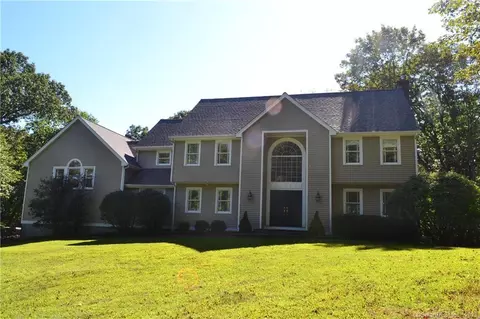 50 Silver Beech Rd, Southbury, CT 06488