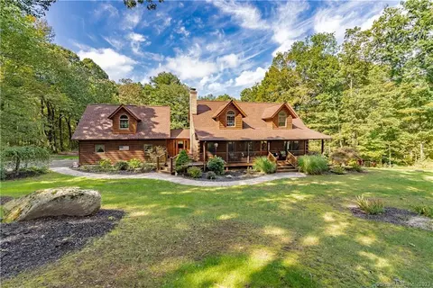 745 Newgate Rd, Suffield, CT 06093