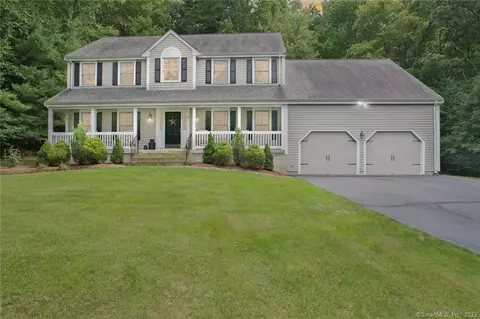 63 Lexington Rd, Avon, CT 06001