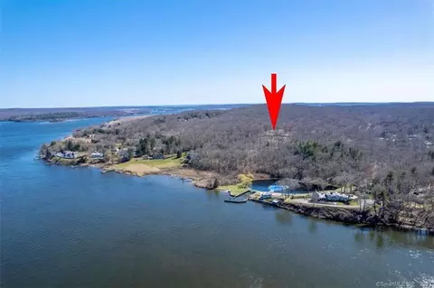 286 River Rd, Deep River, CT 06417