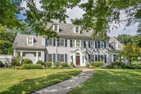47 Scarborough St, Hartford, CT 06105