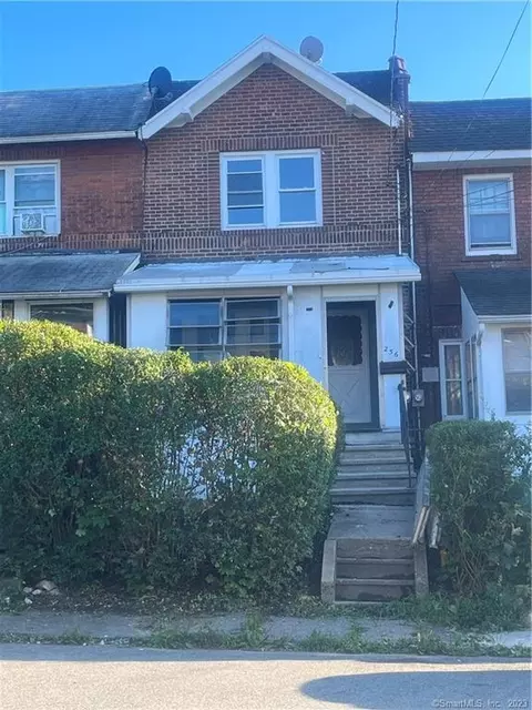 236 Wood St, Waterbury, CT 06704