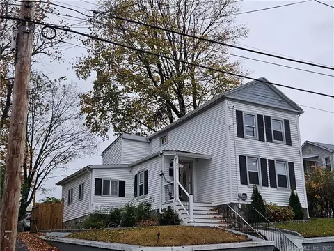 25 Grove St, Ansonia, CT 06401