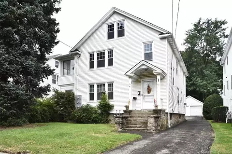 67 Colonial Rd, Stamford, CT 06906