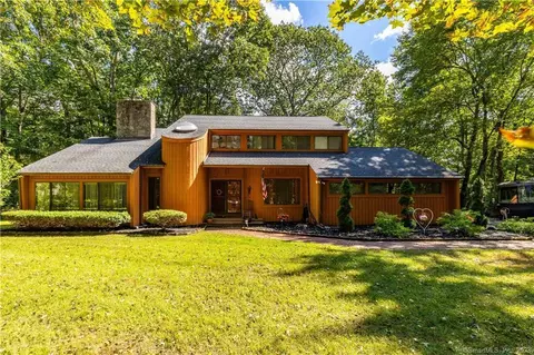 38 Bound Line Rd, Wolcott, CT 06716