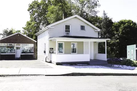 246 Wolcott St, Waterbury, CT 06705