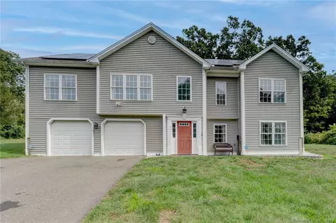 292 Edgemark Acres Acres, Meriden, CT 06451
