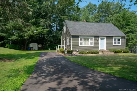21 Hemlock Dr, Vernon, CT 06066