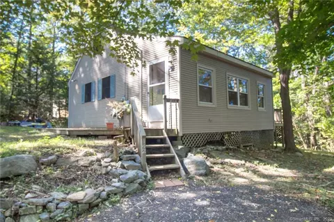 142 Belvedere Ave, Winchester, CT 06098