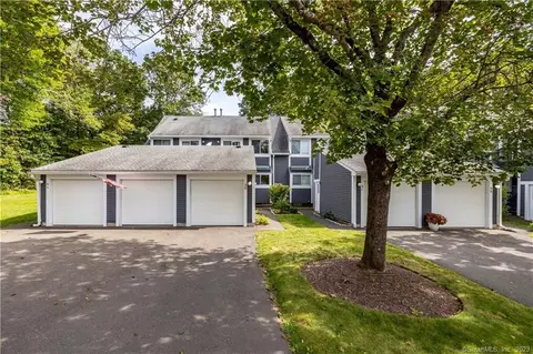 126 Hopmeadow St #3B, Weatogue, CT 06089