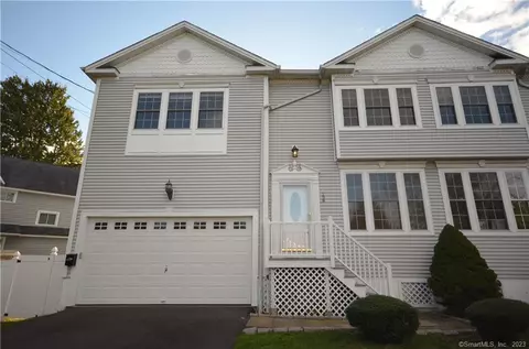 138 Mona Ter, Fairfield, CT 06824