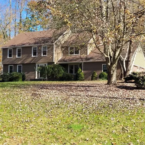 130 High Hill Rd, Wallingford, CT 06492