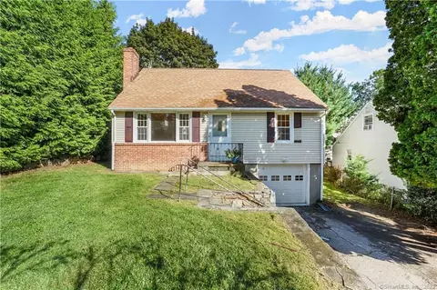 5 Louise St, Norwalk, CT 06851