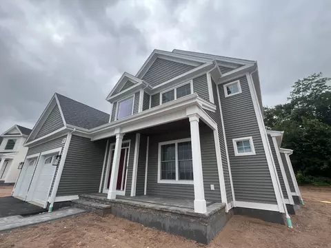 13 Primrose Ln, Cromwell, CT 06416