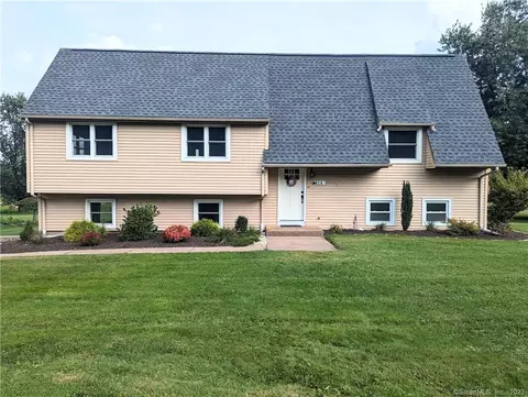 414 Niederwerfer Rd, South Windsor, CT 06074