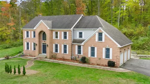 132 Bunker Hill Rd, Andover, CT 06232