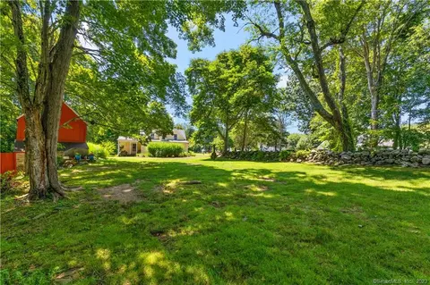 405 Tanner Marsh Rd, Guilford, CT 06437