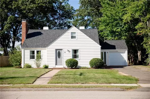 449 Griswold St, Glastonbury, CT 06033