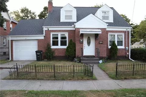 121 Park St, West Haven, CT 06516