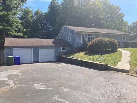 90 S Airline Rd, Wallingford, CT 06492