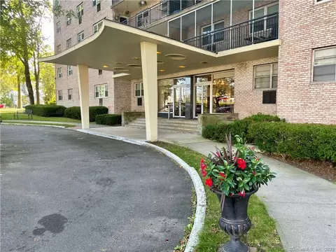 25 Cartright St #7K, Bridgeport, CT 06604