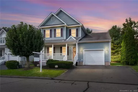 24 Hickory Ct #24, Wallingford, CT 06492